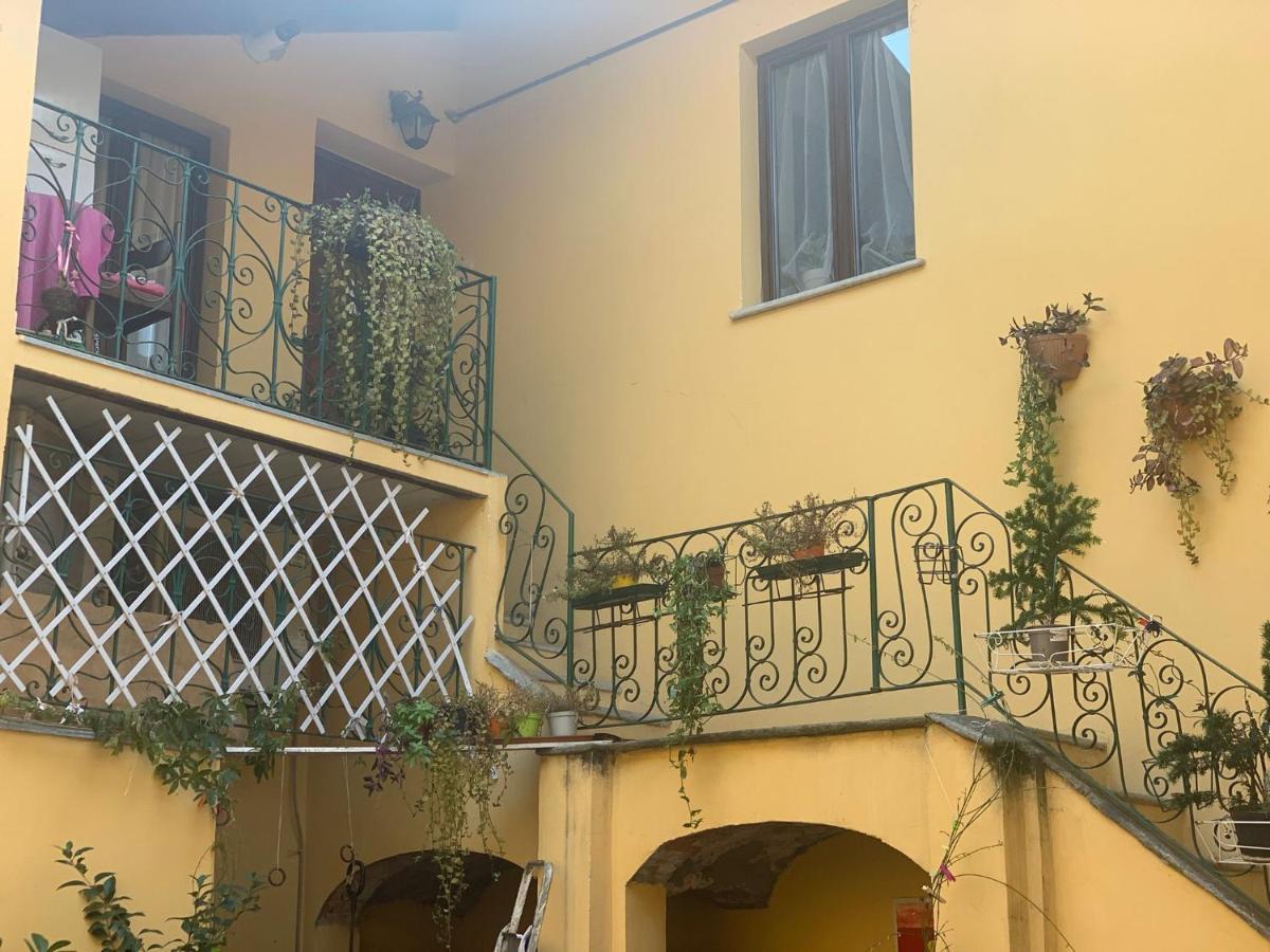 Novi Ligure Private Apartment Exterior foto